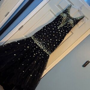 Elegant Black prom dresses with Gold Accents